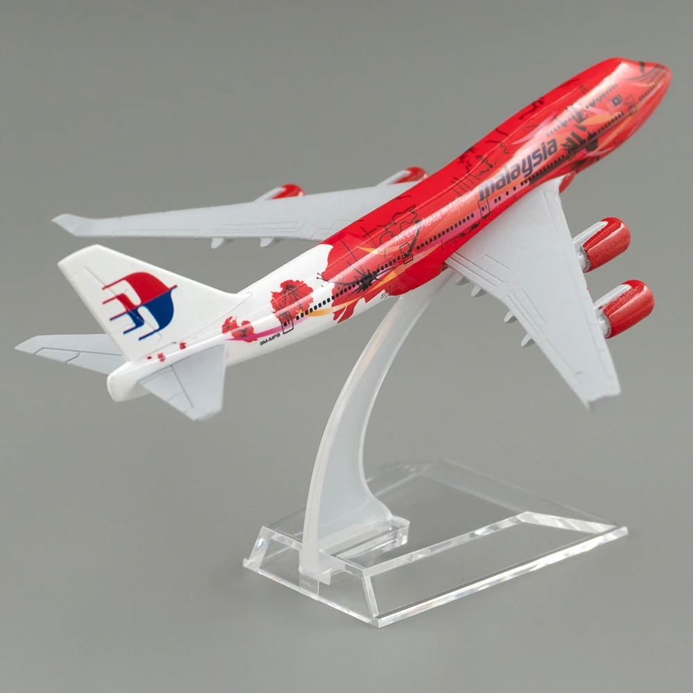 1/400 Flugzeug Boeing 747 Mala – Home Decor Malaysia Bewertung und Preis